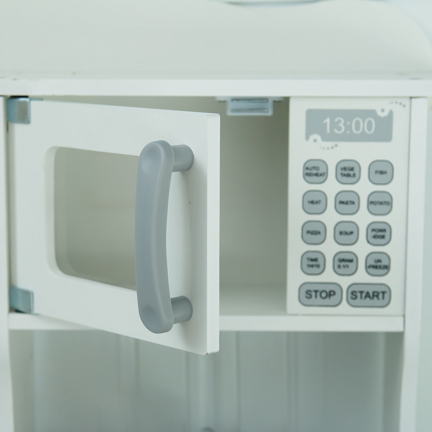 Fából készült gyermekkonyha mikrohullámú sütővel