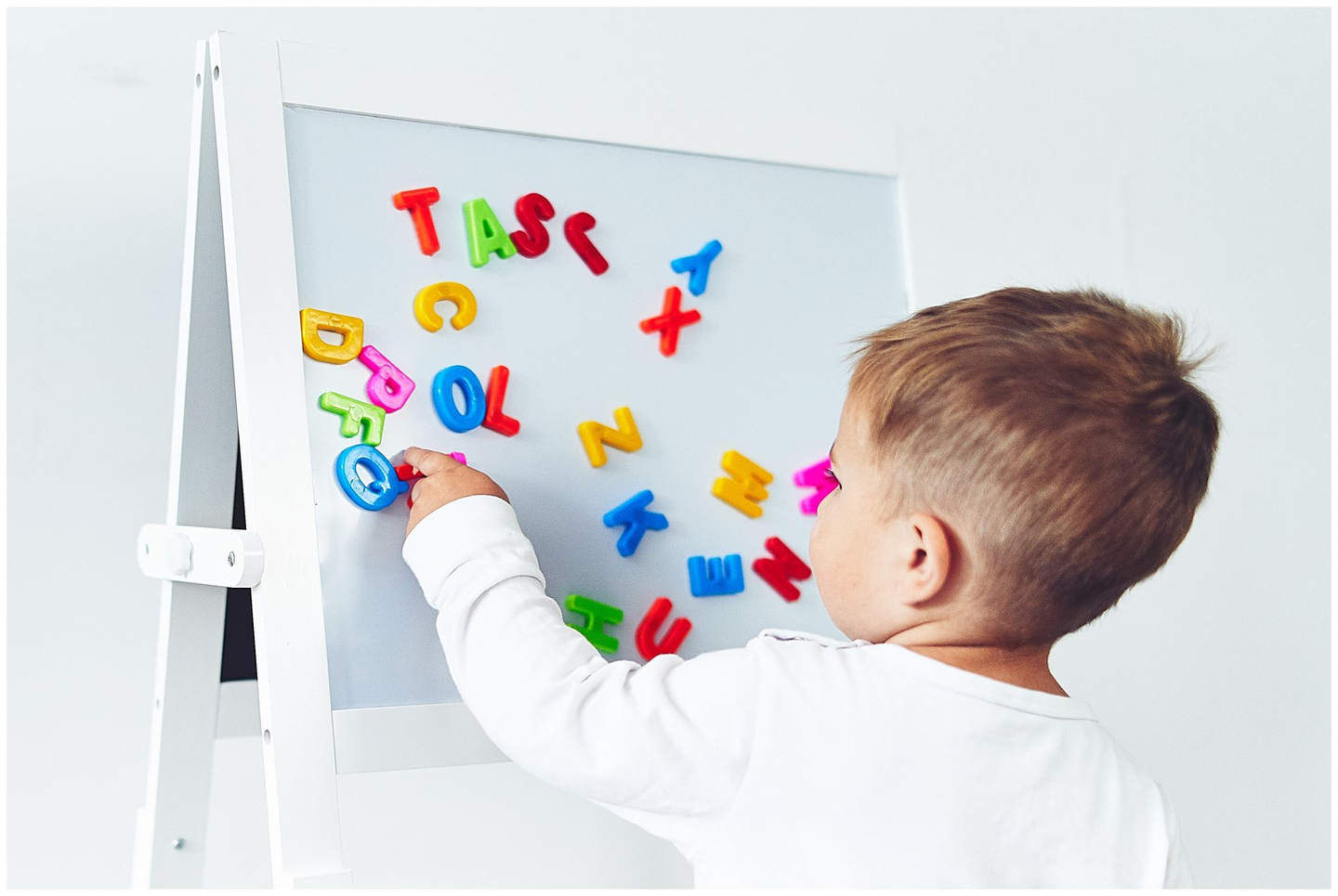 Kétoldalas oktatási tábla: mágneses és krétás tábla - szárazra törölhető, fa, gyerekeknek, összecsukható