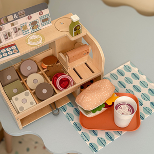 Fából készült szendvicsbár - étterem