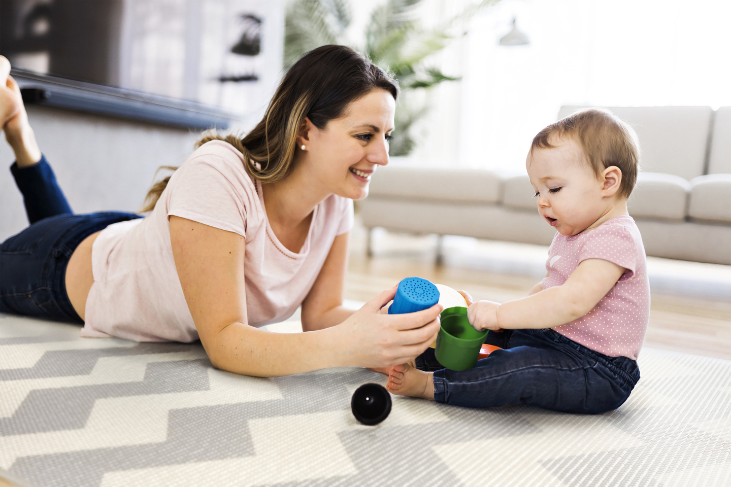 Kétoldalas habszőnyeg XXL - tekercs 2 cm (utak és cikkcakk)
