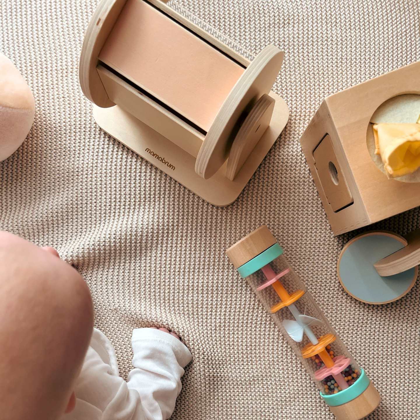 Montessori játékkészlet 0-6 hónapos kisgyermekeknek