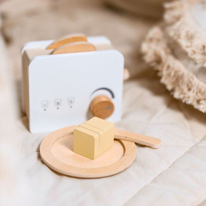 Fából készült kenyérpirító tartozékokkal