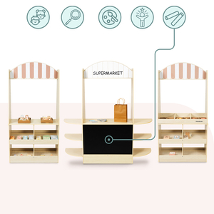 Nagy, fából készült gyermekbolt táblával - 91 darab a vásárlás örömére!