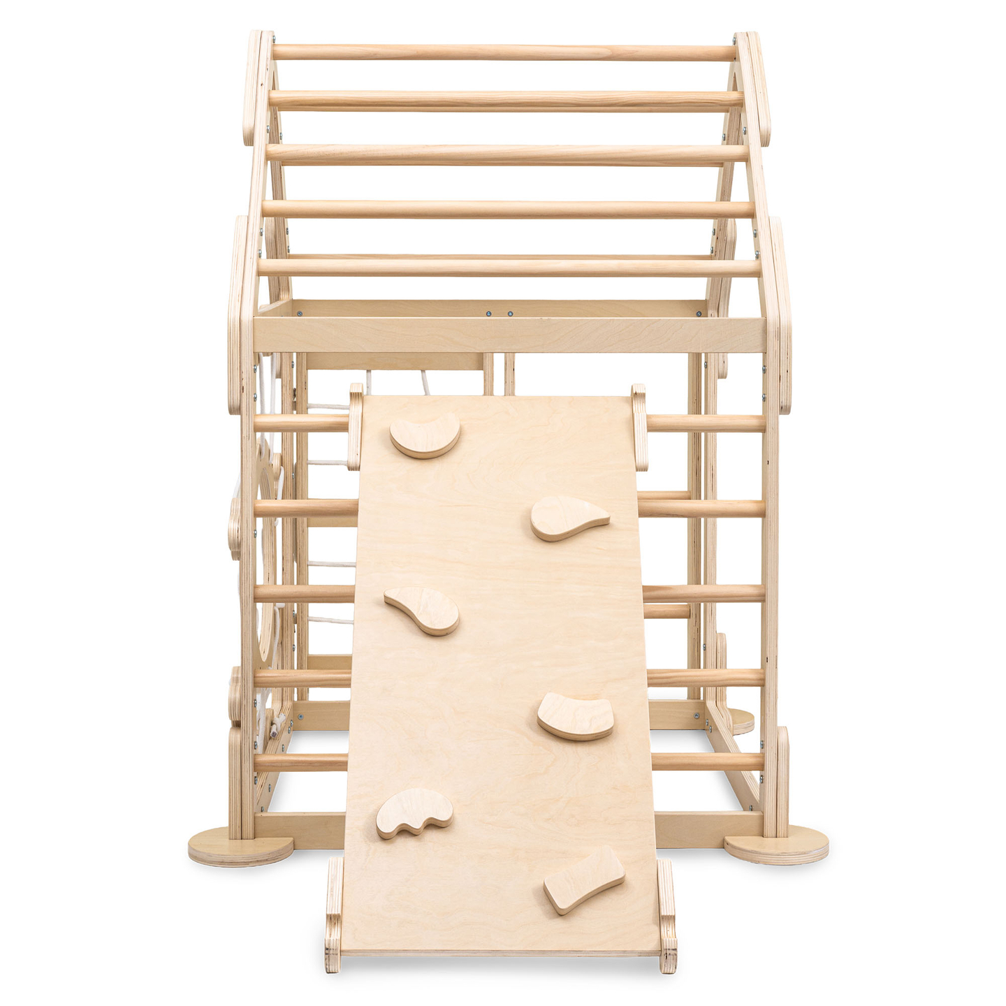 Fedett játszótér gyerekeknek - egy ház létrákkal és csúszdával