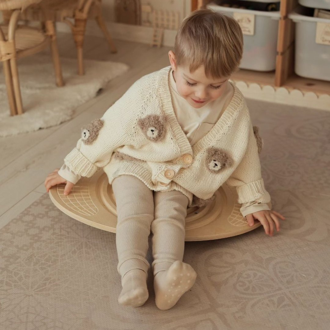 Fából készült egyensúlytábla labirintussal és labdákkal - egyensúlyozó hintaló