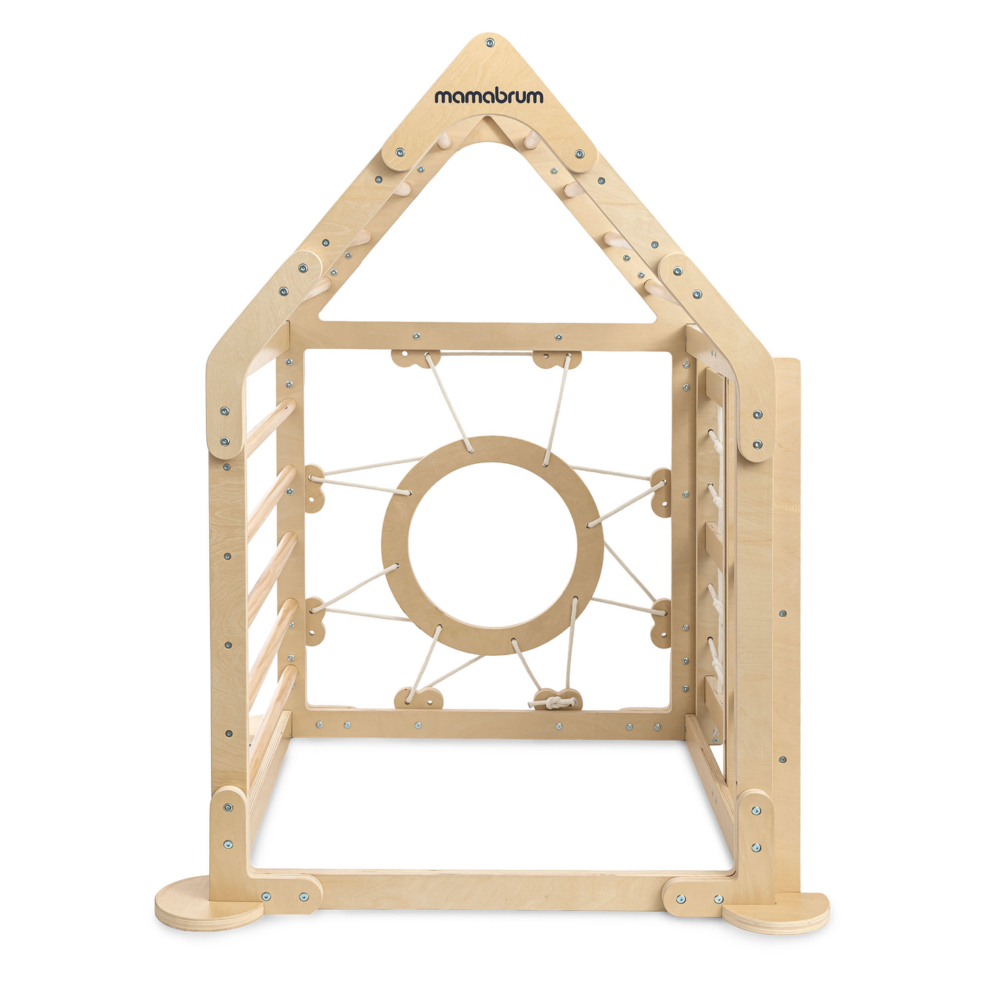 Fedett játszótér gyerekeknek - egy ház létrákkal és csúszdával