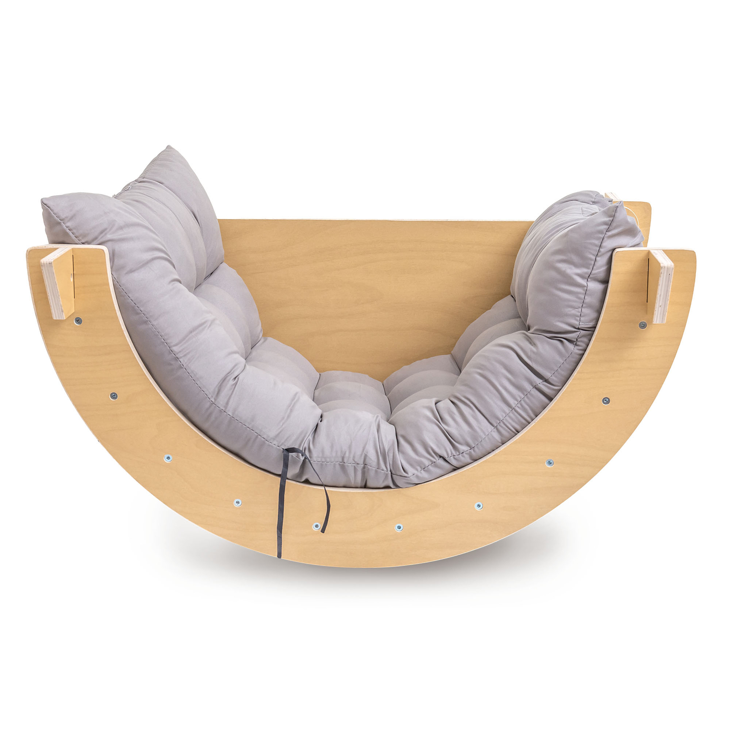 Fedett, fából készült játszótér gyerekeknek - mászófal, csúszda, mászóka/hinta és Pikler-háromszög