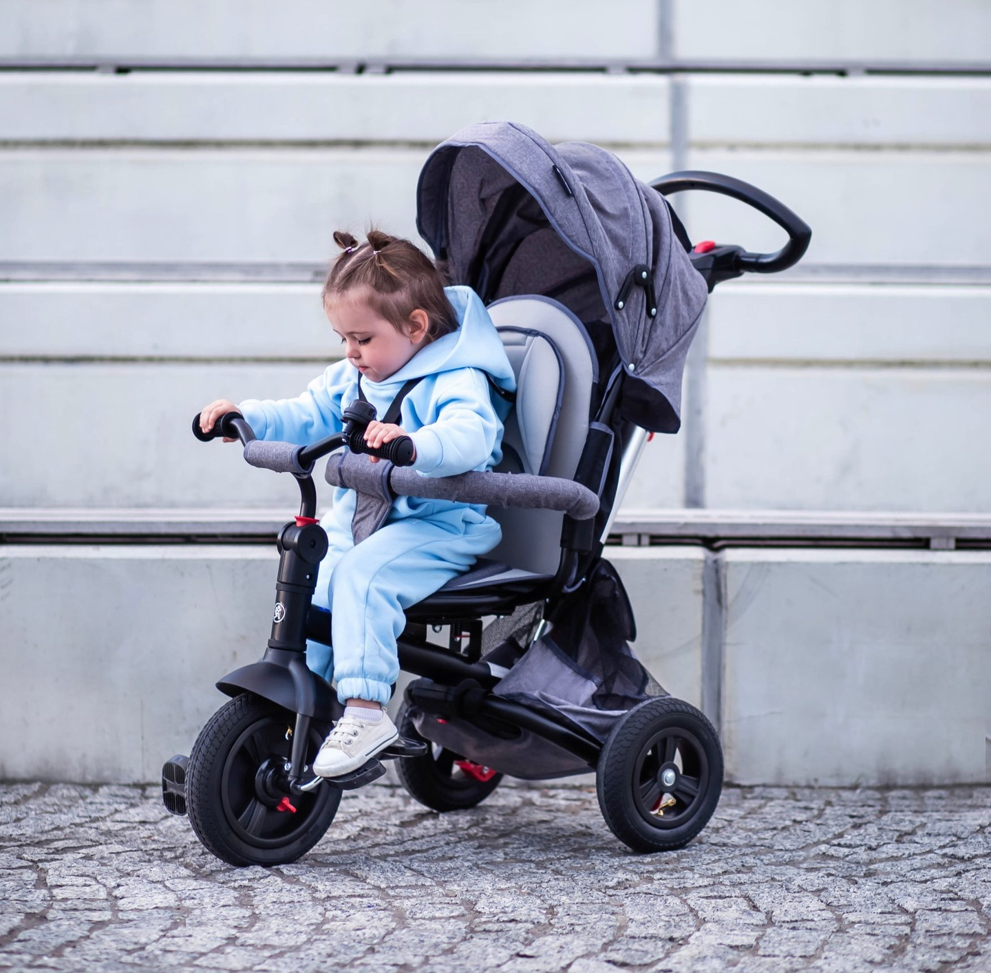 Tricikli Tobi Velar + esővédő fólia - szürke