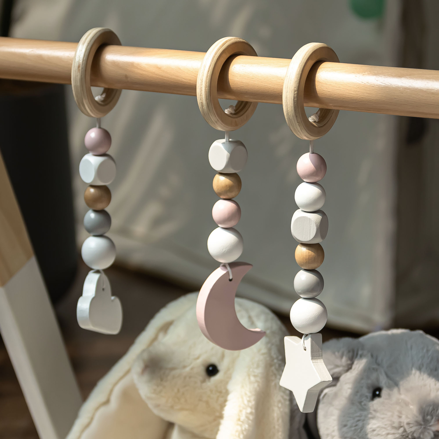 Baby Gym fa oktató állvány - fehér színben