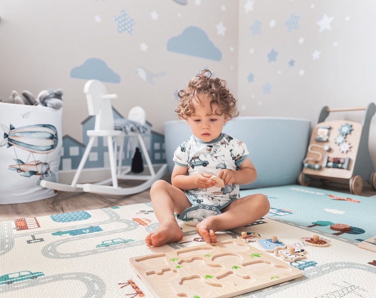 Kétoldalas habszőnyeg XXL - tekercs 2 cm (utak és cikkcakk)