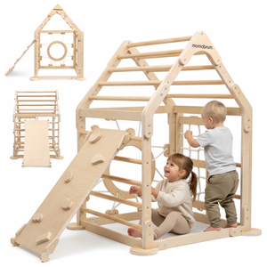 Fedett játszótér gyerekeknek - egy ház létrákkal és csúszdával