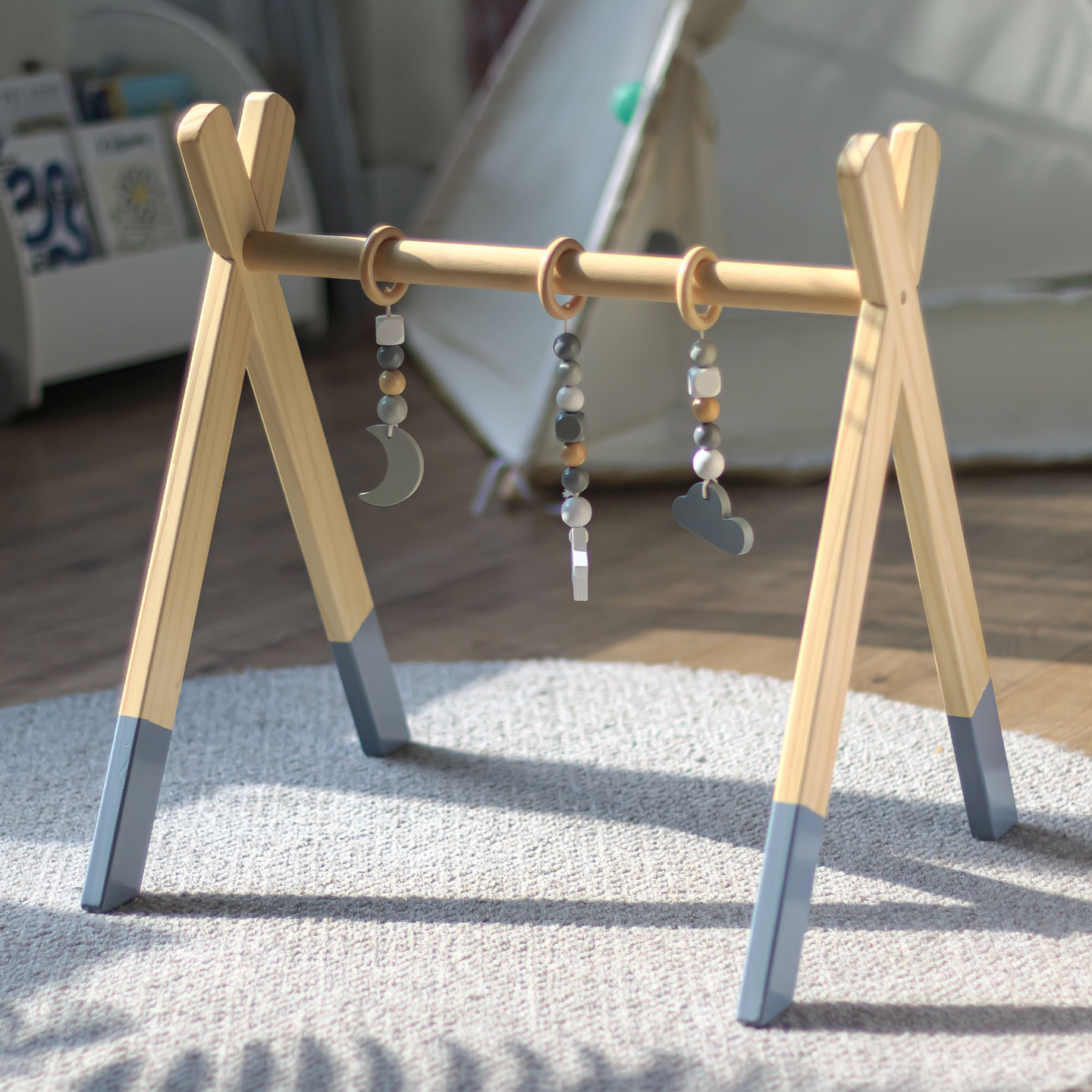 Baby Gym fa oktatóállvány - szürke színben