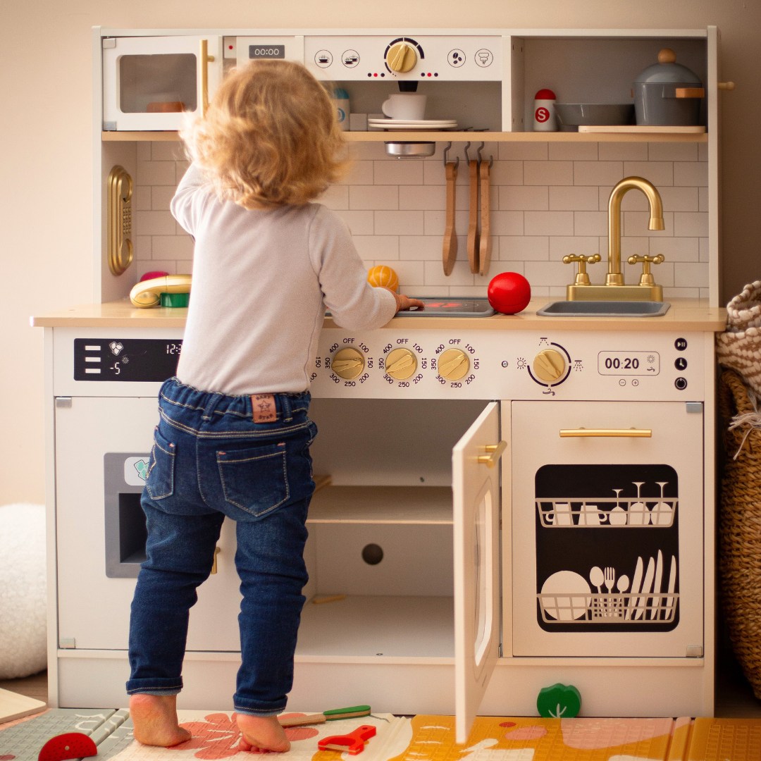 Interaktív XXL fa konyha kiegészítőkkel és LED világítással - kétszintes