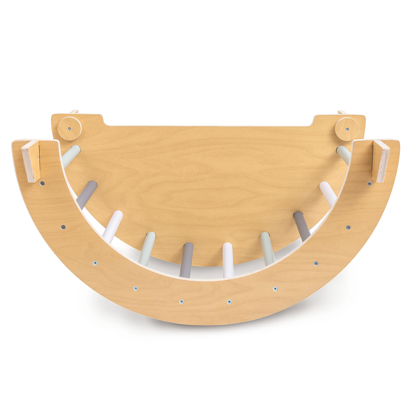 Fedett, fából készült játszótér gyerekeknek - mászófal, csúszda, mászóka/hinta és Pikler-háromszög