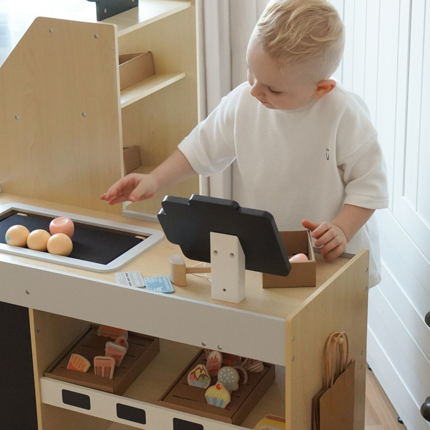 Fából készült zöldségpiac - nagy XXL bódé, bolt játék pénztárgéppel