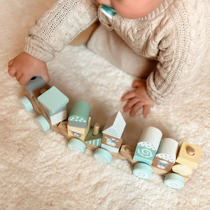 Fából készült vonat blokkokkal egy fiúnak - Farm