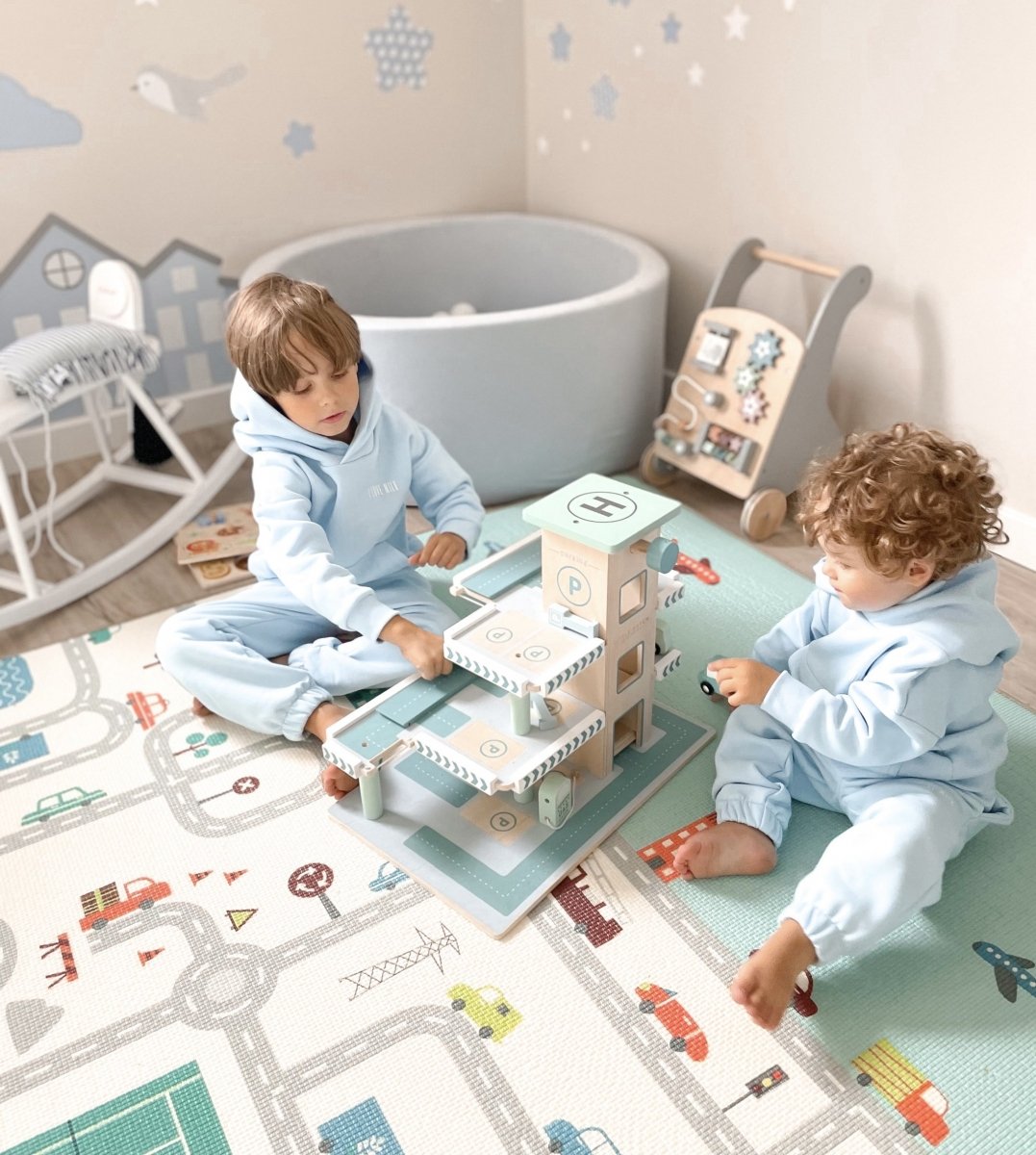 Kétoldalas habszőnyeg XXL - tekercs 2 cm (utak és cikkcakk)