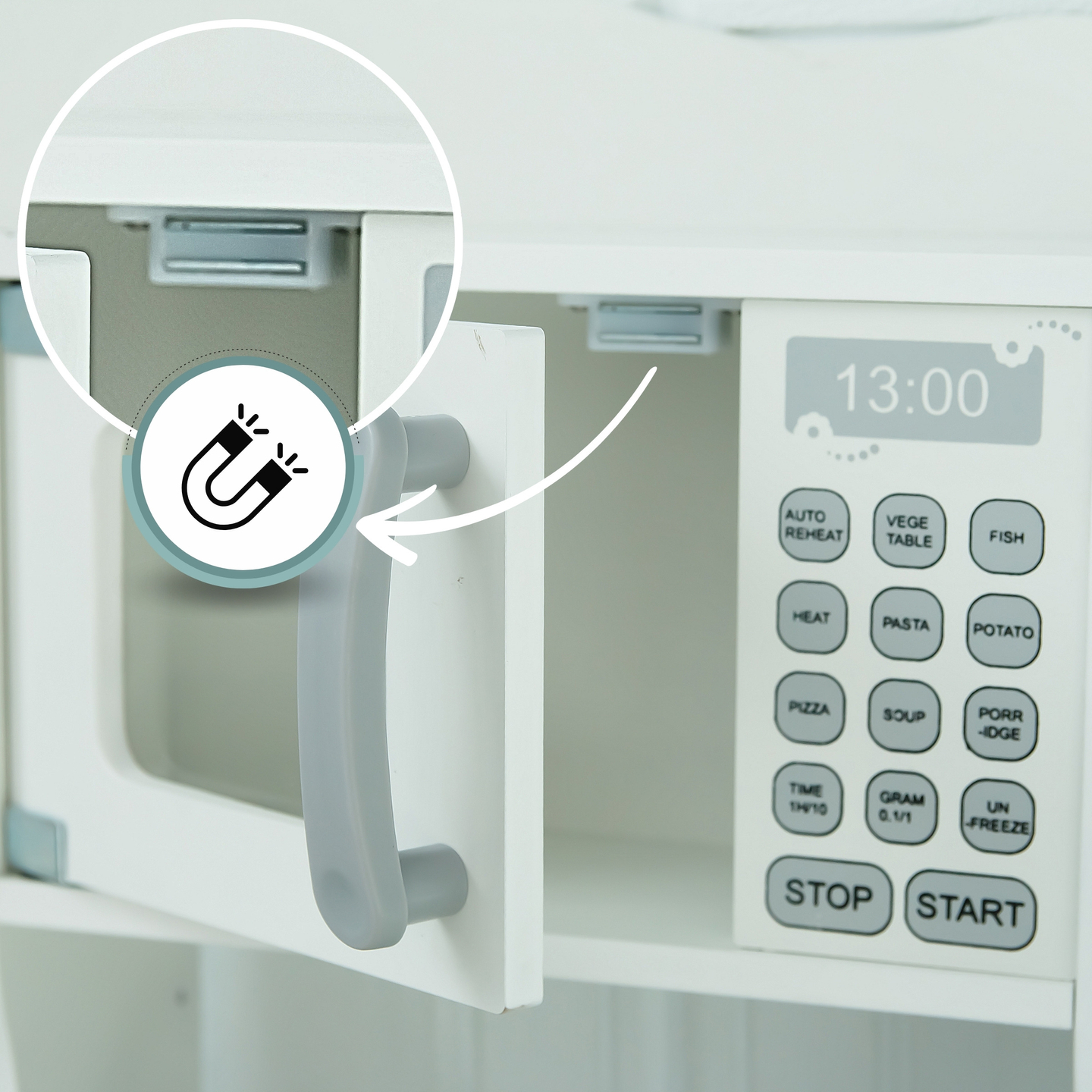 Fából készült gyermekkonyha mikrohullámú sütővel