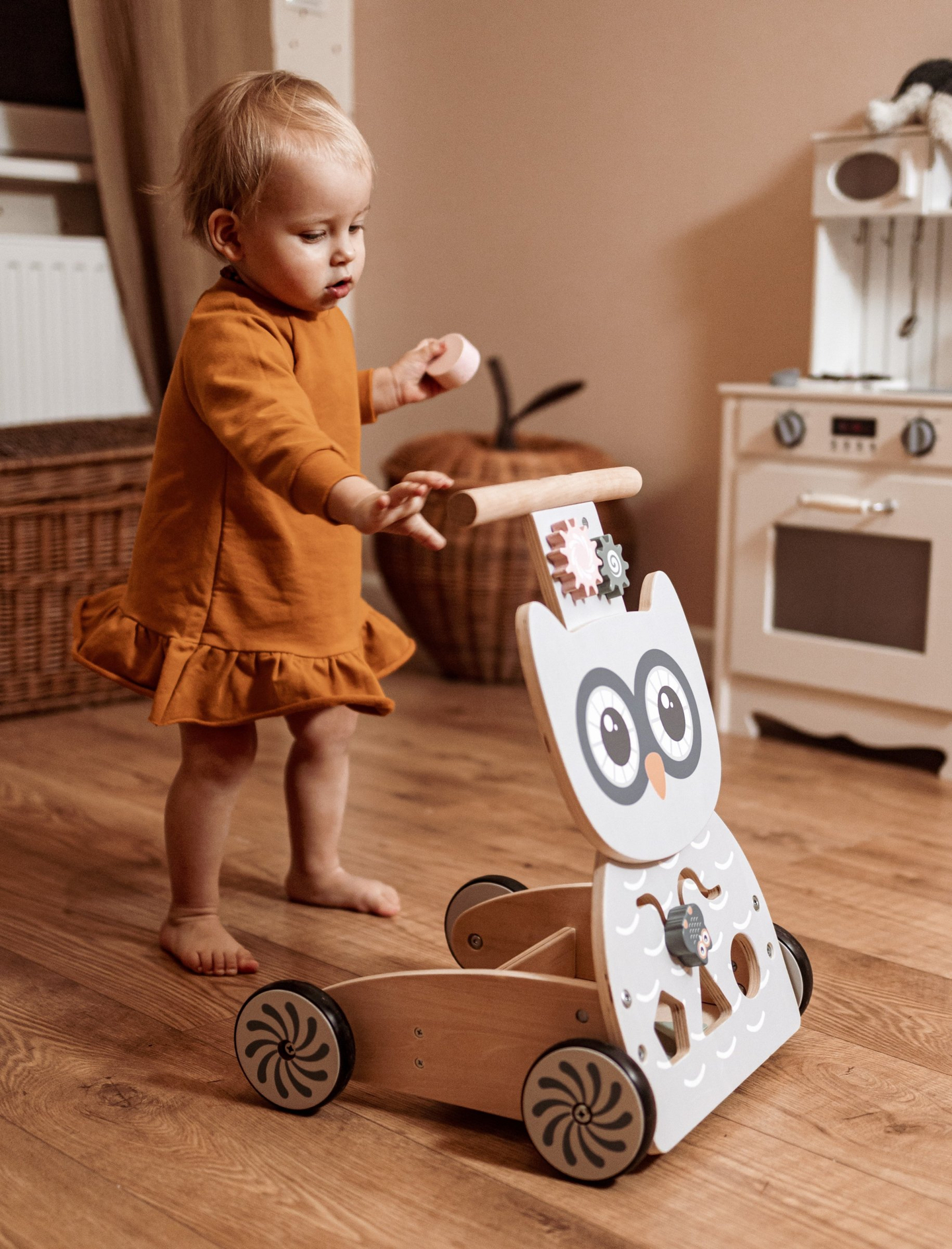 Fából készült multifunkciós járókeret - tolókocsi - babakocsi blokkokkal - Bagoly
