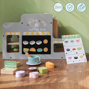 Nagyméretű, fából készült fagylaltozó mágneses táblával, kávéfőzővel, fagylalt- és desszertkészlettel - több mint 70 darab!