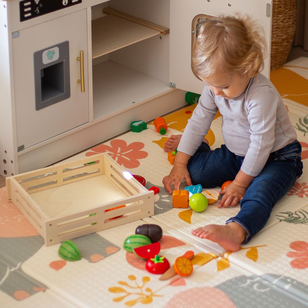 Fából készült gyümölcsök és zöldségek vágásához