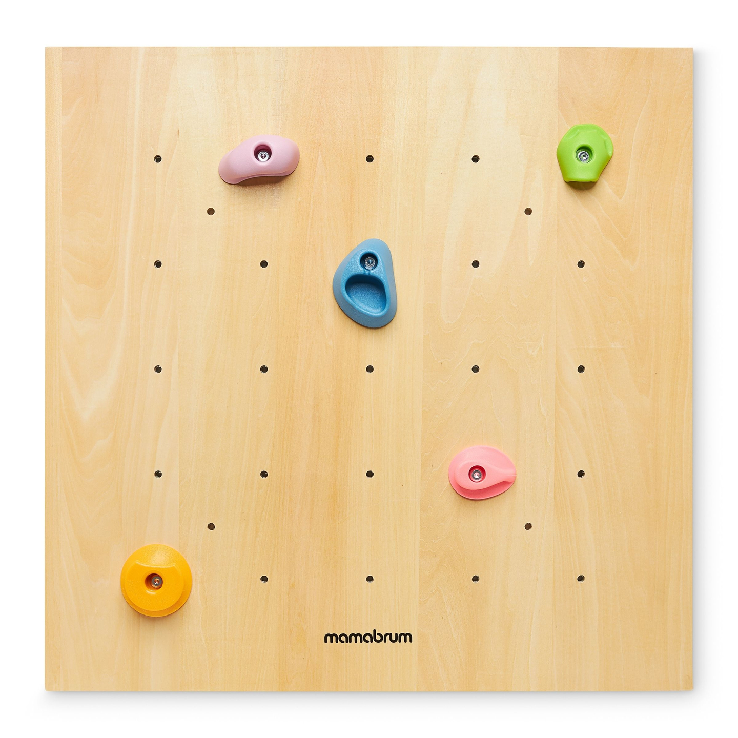 Fából készült mászófal gyerekeknek