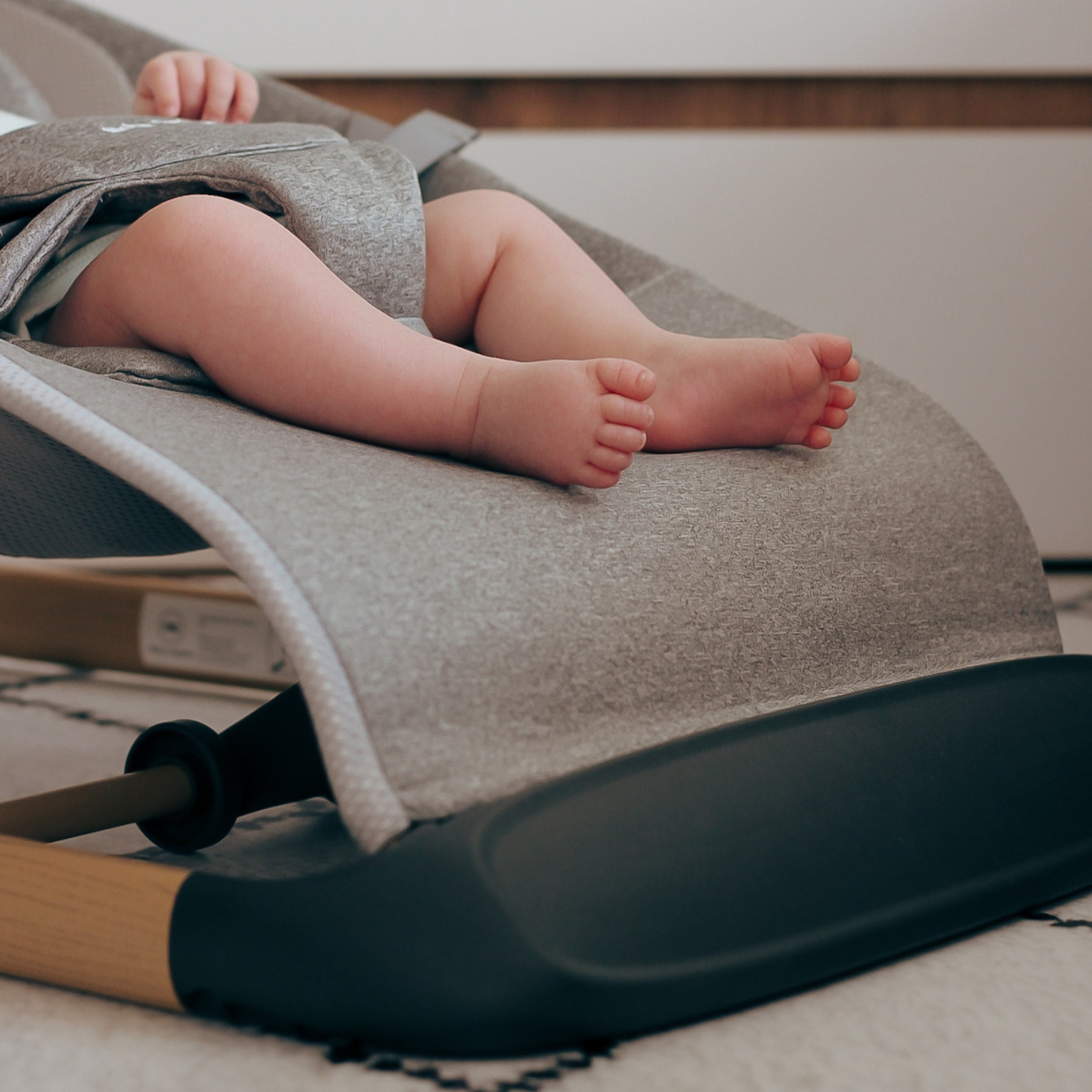 2 az 1-ben hintaszék Moby-System LILY - szürke