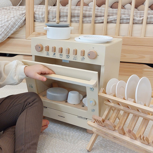 Fa mosogatógép tartozékokkal